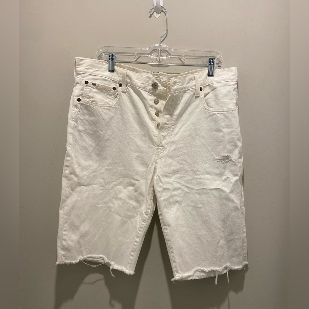 Polo Ralph Lauren Shorts The Cate Bermuda White Distressed Men’s Size 32 EUC